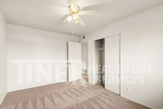 Building Photo - 10193 Crawford Way