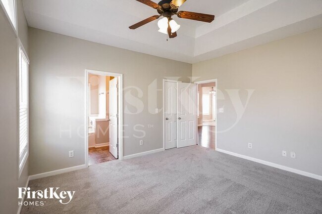 Building Photo - 1237 Fossil Dr