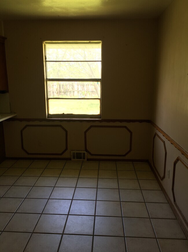 Dining Room - 1017 SW 67th St