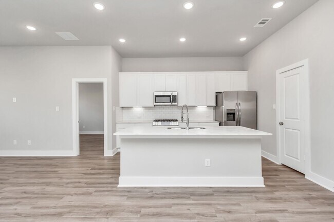 Building Photo - Welcome to the Beech — Streamlined Single-Story Living.
