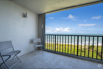 Building Photo - 3120 N Hwy A1A