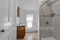 Building Photo - 331 Schenck St