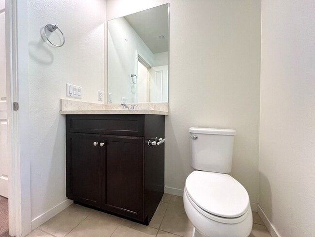 Building Photo - 3105 Marigold Cir