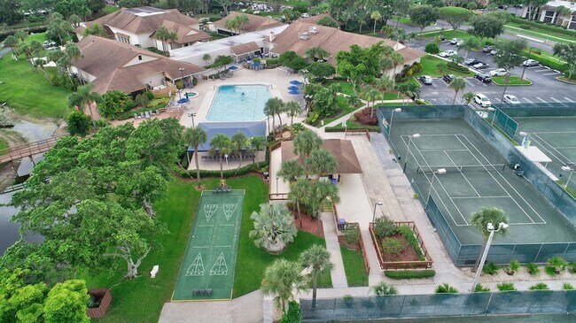 Building Photo - 10173 Mangrove Dr