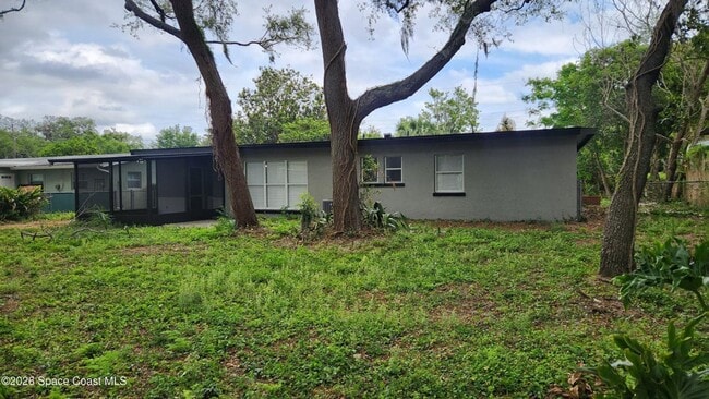 Building Photo - 102 S Christmas Hill Rd