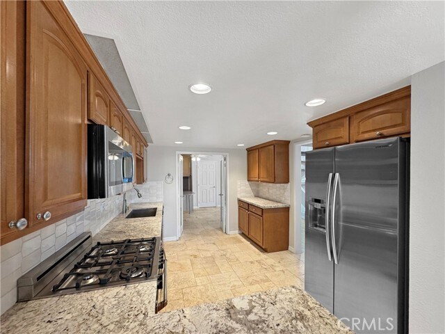 Building Photo - 33425 Spinnaker Dr N