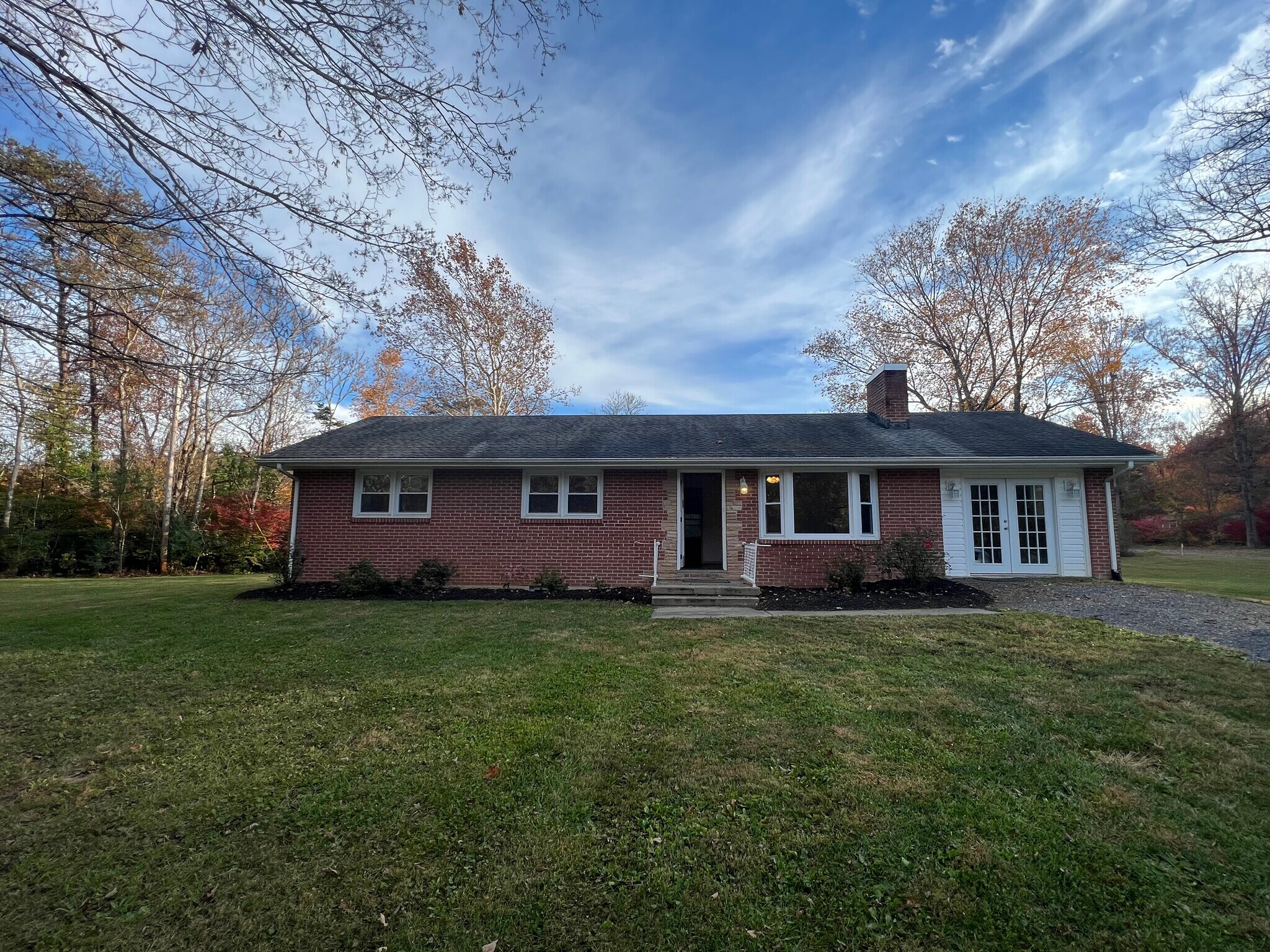 Building Photo - 4020 Bradshaw Rd