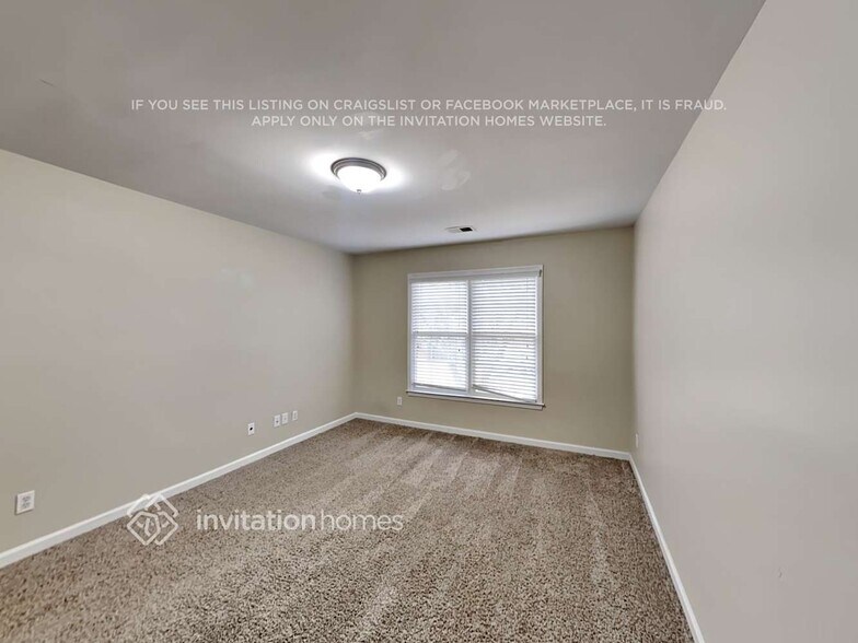 Building Photo - 619 Braidwood Dr NW