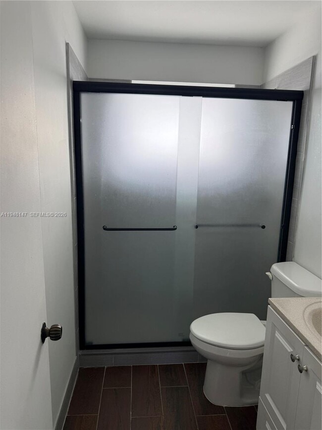 Building Photo - 1021 Crystal Lake Dr