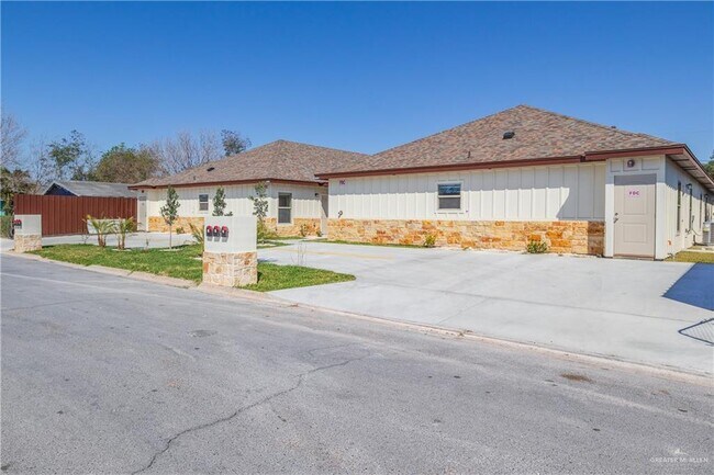 Building Photo - 22 Galveston Ave