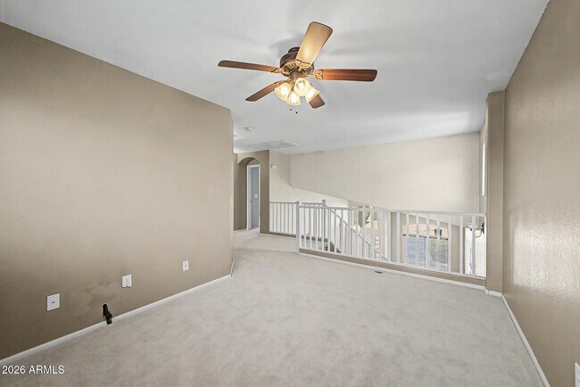 Building Photo - 4809 W Valencia Dr