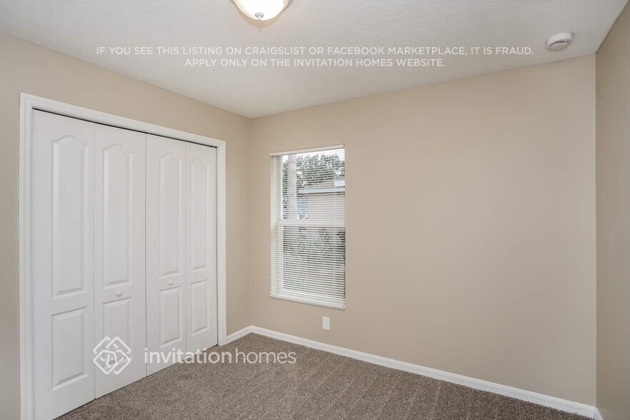 Building Photo - 10232 41st Ct E