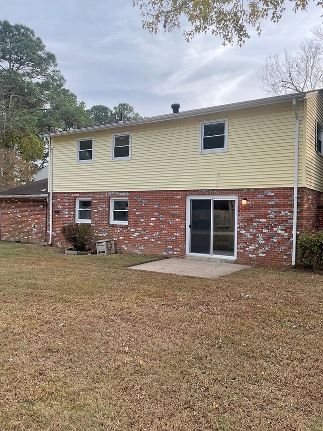 Building Photo - TWO STORY COLONIAL WITH A LARGE BACKYARD