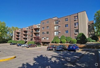 Building Photo - Creek Point Apartments