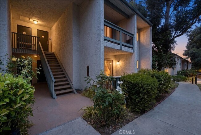 Building Photo - 23637 Park Capri