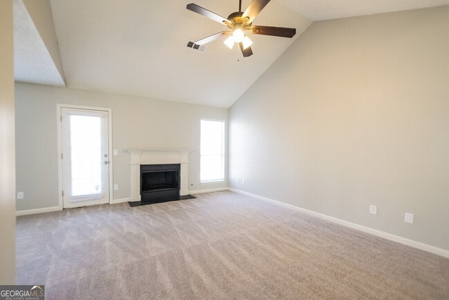Building Photo - 2158 Denson Ln S W