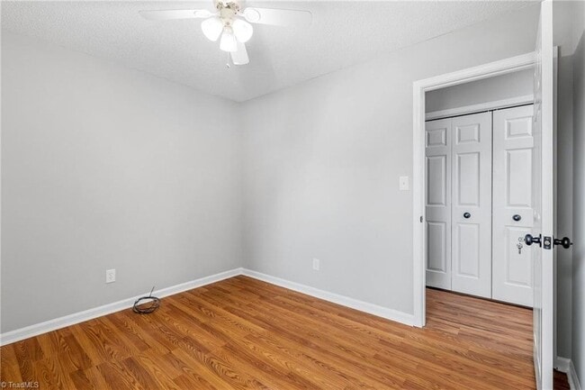 Building Photo - 1326 Cushing St