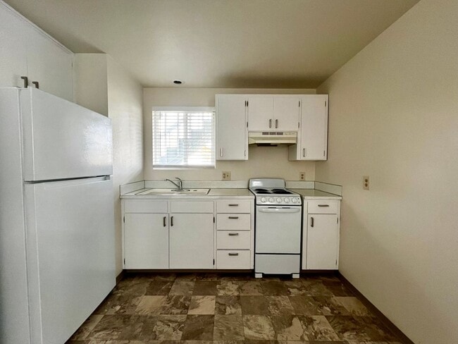 Building Photo - 4212 S 3rd St