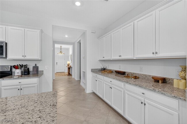 Building Photo - 14608 Palamos Cir