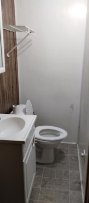 Building Photo - Second St - 2516