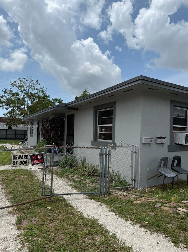 Building Photo - 740 NW 100th St