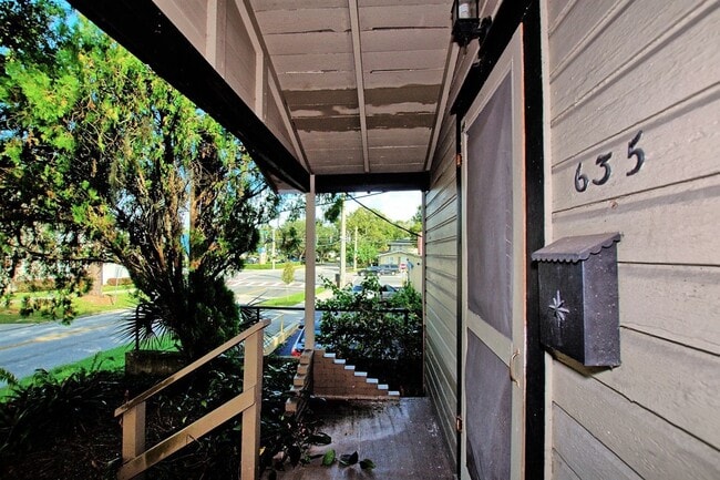 Building Photo - Available now!  Near downtown!