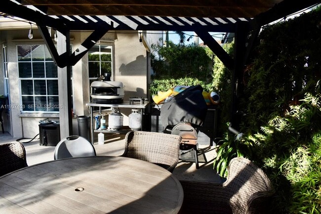 Building Photo - 1352 NW 129th Way