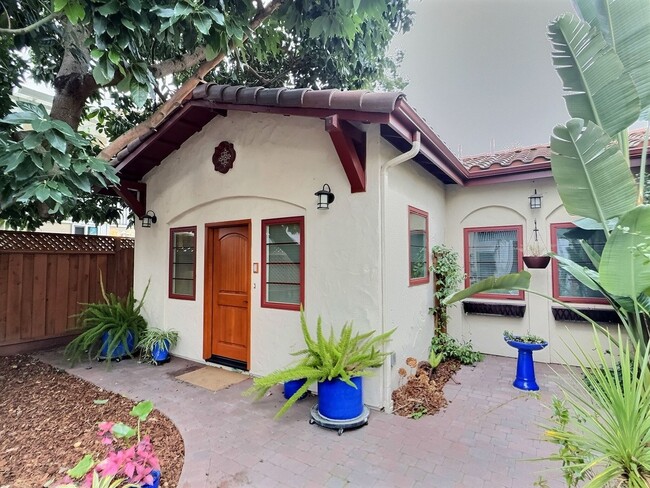 Primary Photo - Downtown Sunnyvale 1BD/1BA - Fully Furnish...