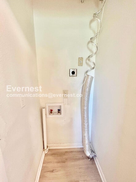 Building Photo - 5408 Waltham Ave