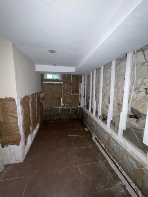 Building Photo - 40 Butts St