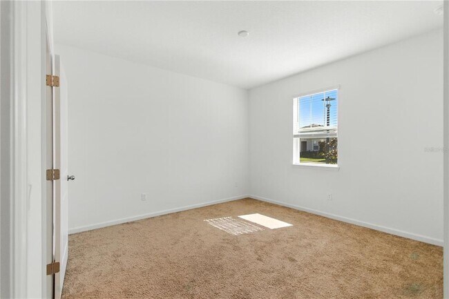 Building Photo - 11750 Sunsail Ave