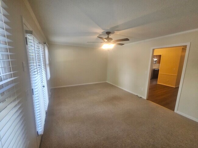 Building Photo - 103B Sunningdale