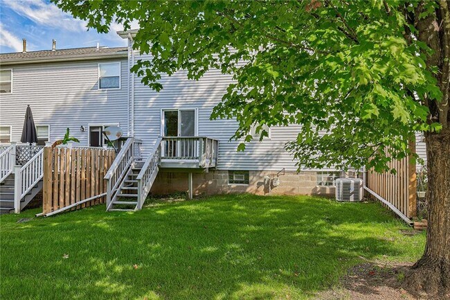 Building Photo - 1285 Courtney Dr