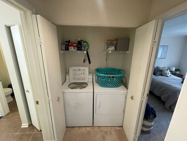 Building Photo - 1 Bed 1 Bath - Harbor House Condominiums