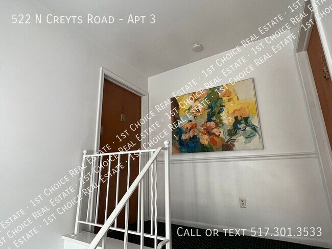 Building Photo - 522 N Creyts Rd