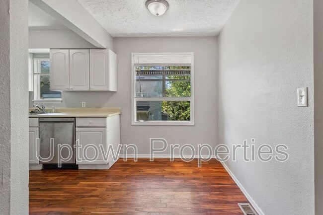 Building Photo - 11551 SW 64th Ave