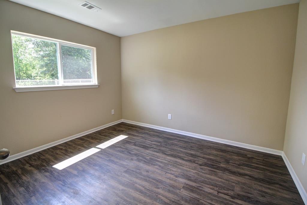 Building Photo - 5811 Cebra St