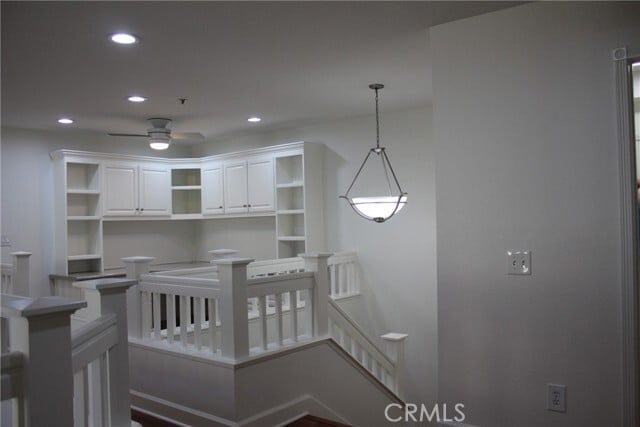 Building Photo - 563 E City Ct