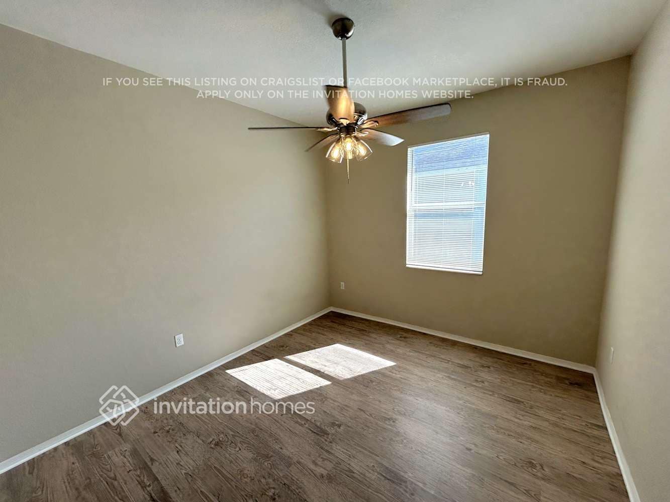 Building Photo - 6530 Evergreen Park Dr