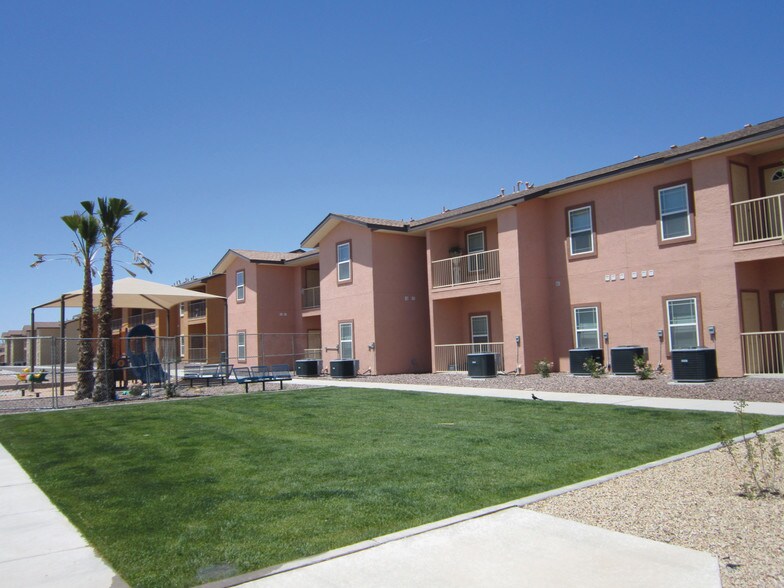 Eastside Crossings 2015 N Zaragoza Rd El Paso TX 79938 Apartment Finder