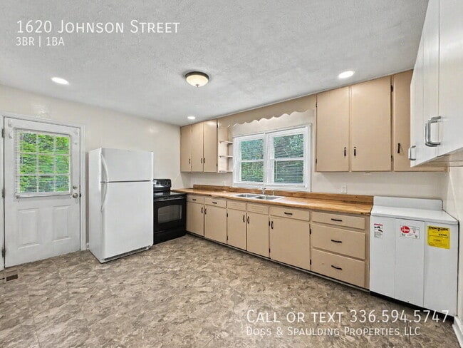 Building Photo - 1620 Johnson St