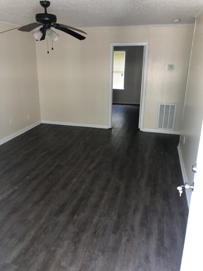 1200 Louisville St 1200 Louisville St Starkville MS 39759 Apartment