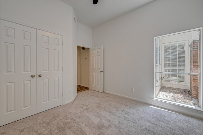 Building Photo - 38 Tethered Vine Pl