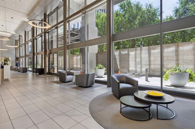 Building Photo - 1200 Main St