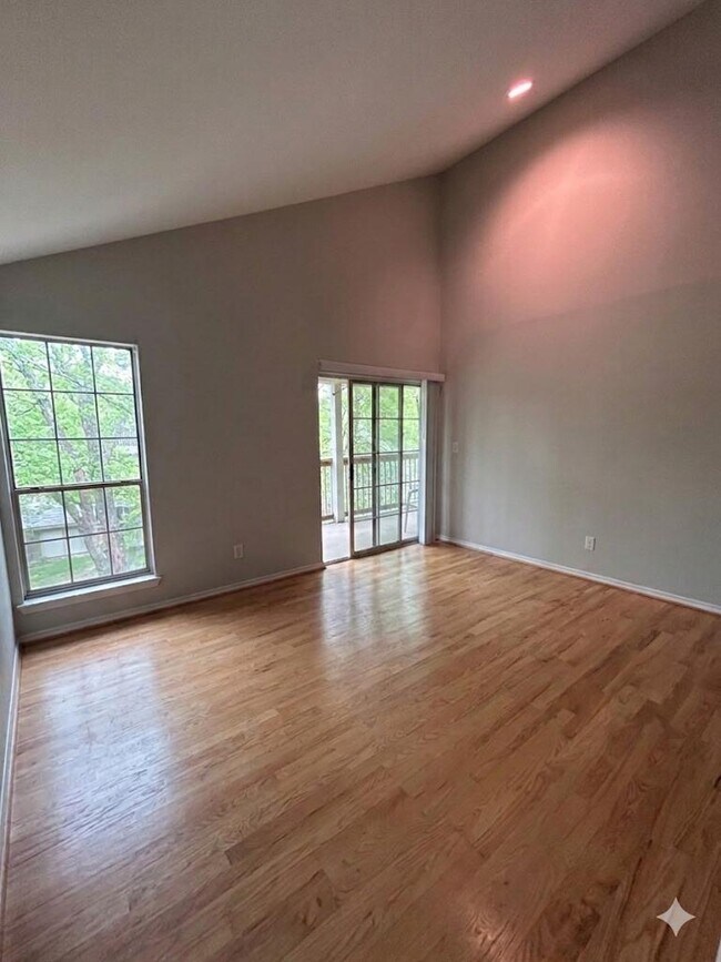 Building Photo - 12158 Penderview Terrace