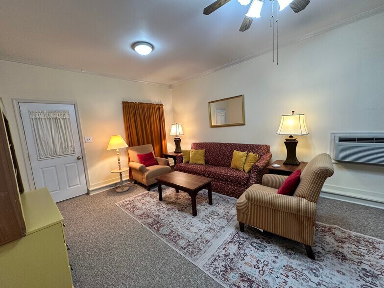 Building Photo - 4712 Lady Slipper Path