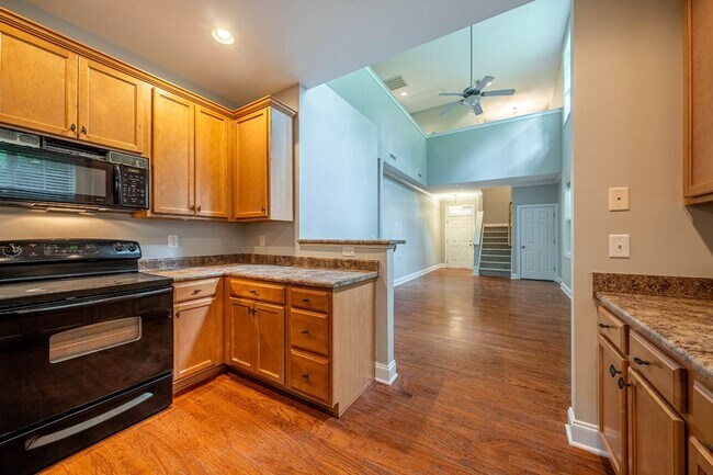 Building Photo - 6301 Grove Estates Terrace