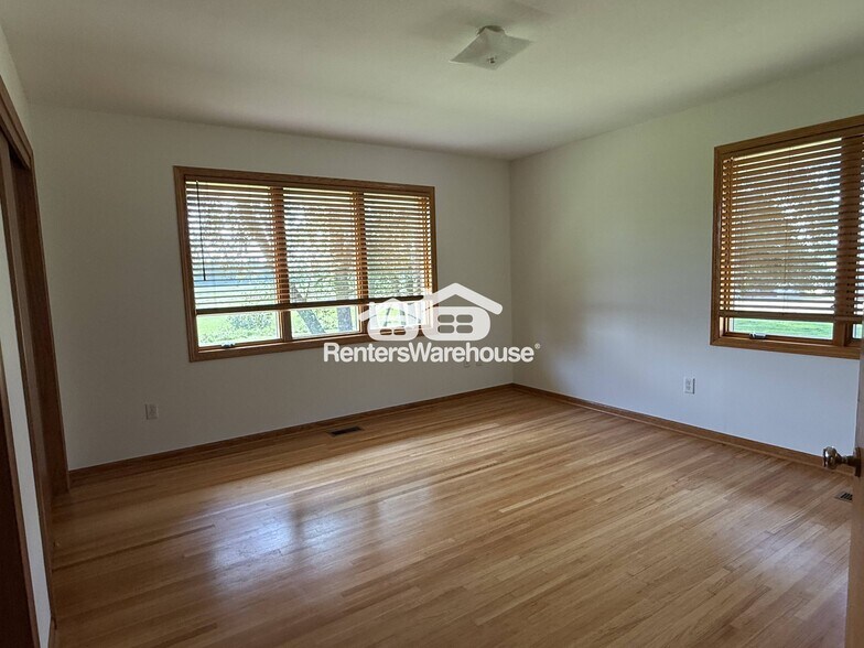 Building Photo - 17707 Ward Lake Dr NW