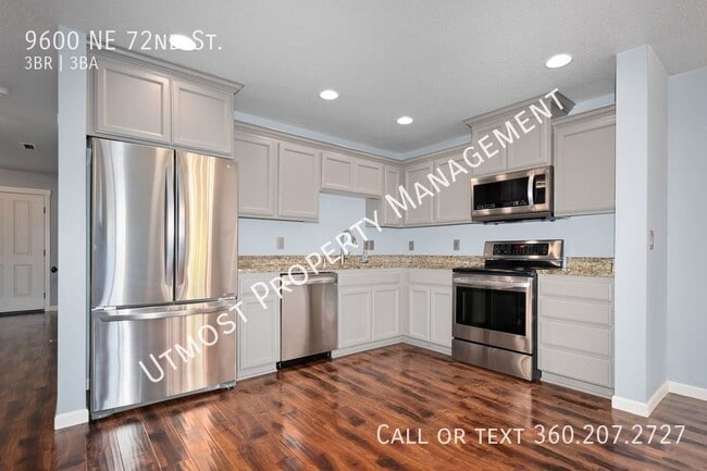 Building Photo - Easy Living 3BD Townhouse