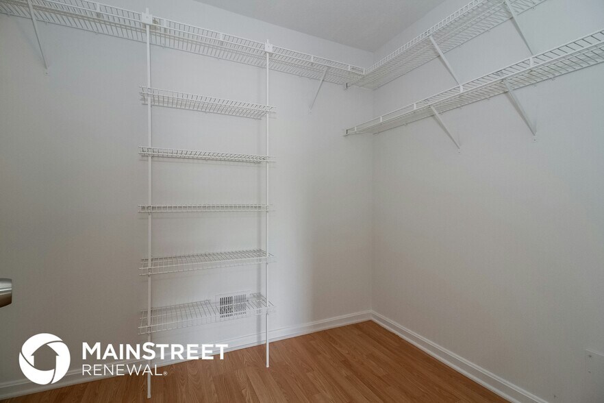 Building Photo - 516 Church Ln